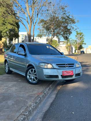 CHEVROLET ASTRA 2.0 MPFI ADVANTAGE SEDAN 8V FLEX 4P MANUAL CHEVROLET ASTRA 2.0 MPFI ADVANTAGE SEDAN 8V FLEX 4P MANUAL